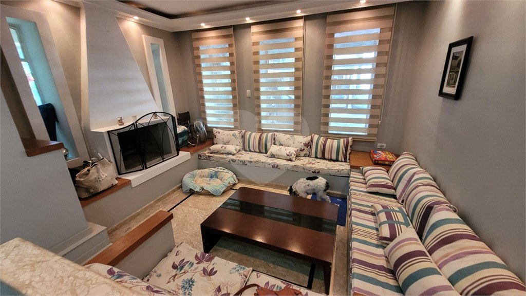 Casa de Vila à venda com 3 quartos, sendo 2 suítes, em Jardim Marajoara, São Paulo, SP