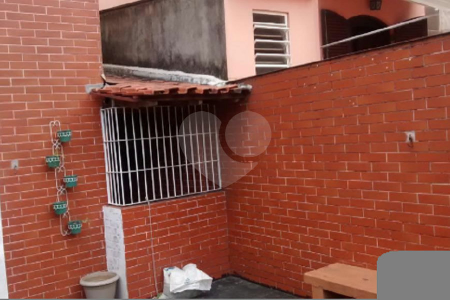 Sobrado à venda com 3 quartos, sendo 1 suíte, em Tremembé, São Paulo, SP