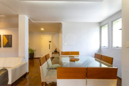 Cobertura para Locação e Venda com 330m² - Bela Vista