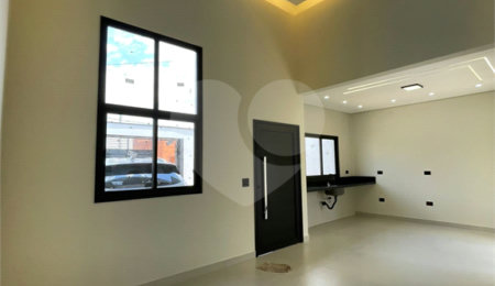 Casa à venda com 3 quartos, sendo 1 suíte, em Jardim Novo São Pedro, Salto, SP