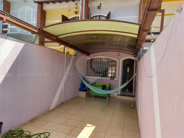 Sobrado à venda com 2 quartos em Tremembé, São Paulo, SP
