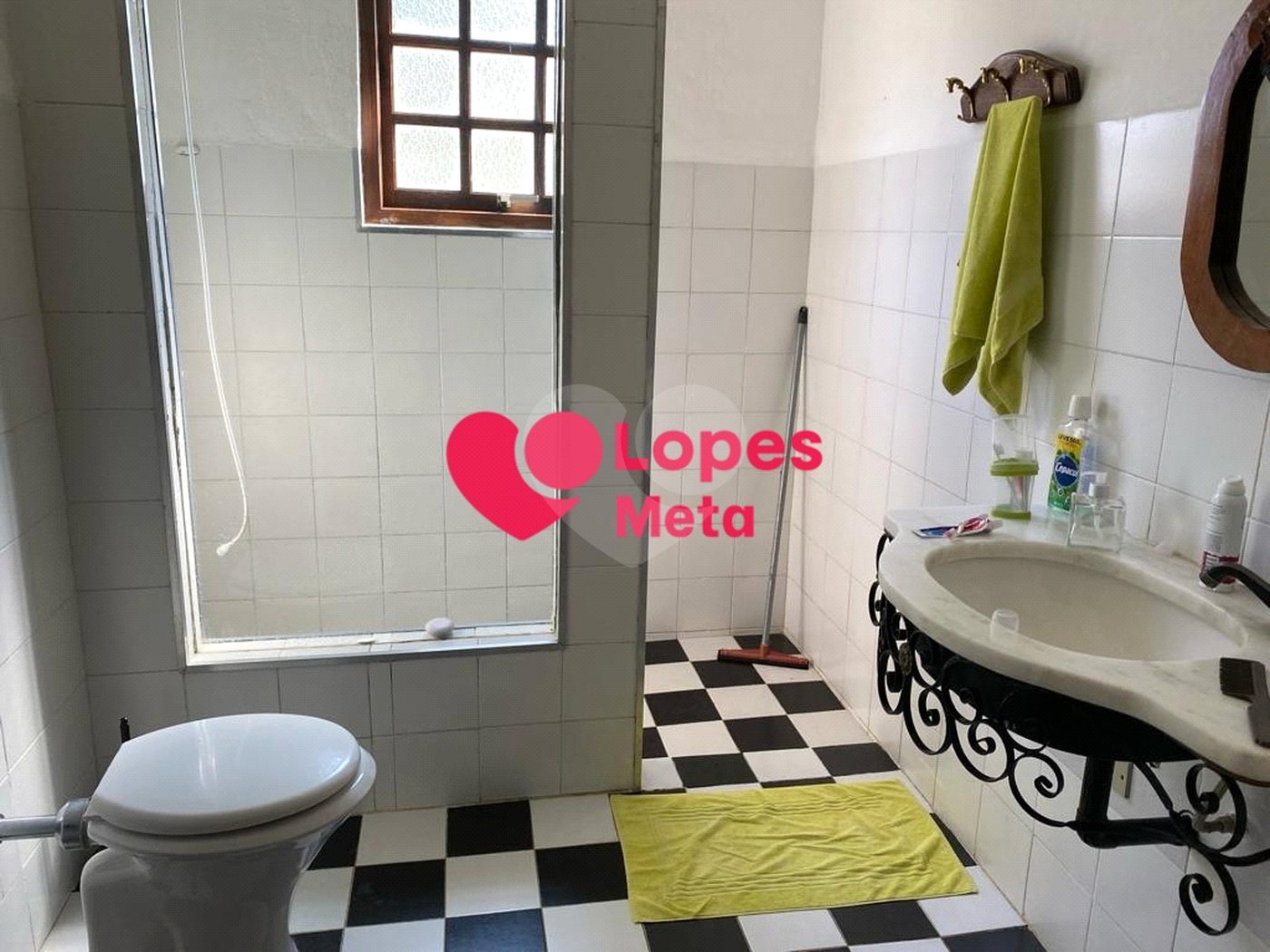 Sítio à venda com 6 quartos, sendo 1 suíte, em Chácara Ipês, Caçapava, SP