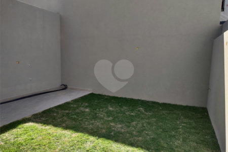Casa à venda com 2 suítes em Jardim Santo Antônio, Atibaia, SP