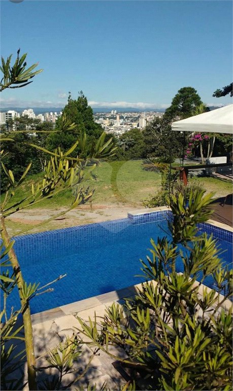 Casa à venda com 4 quartos, sendo 1 suíte, em Jardim Marica, Mogi das Cruzes, SP