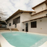 Hotel à venda com 12 quartos, sendo 13 suítes,  em Alto de Búzios, Armação dos Búzios, RJ