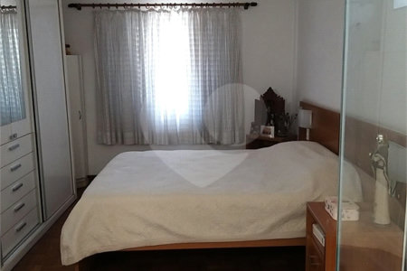 Sobrado à venda com 3 quartos, sendo 1 suíte, em Vila Paulista, São Paulo, SP