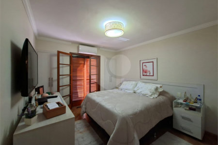 Sobrado à venda com 3 quartos, sendo 1 suíte, em Jardim Bonfiglioli, São Paulo, SP