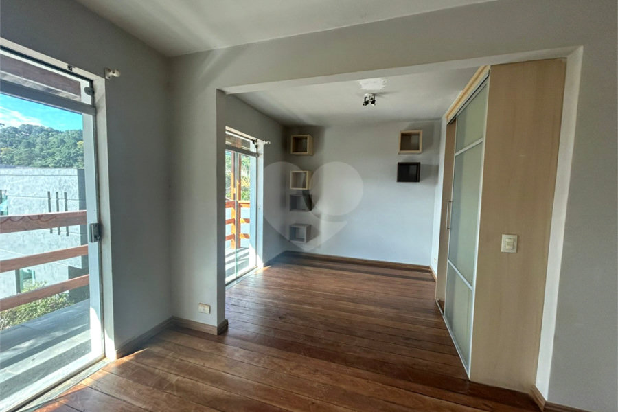 Casa para alugar com 3 suítes no condomínio Alpes da Cantareira, Mairiporã - SP