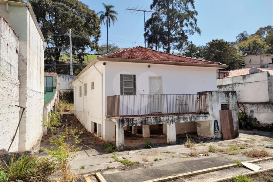Casa Térrea à venda com 3 quartos em Horto, São Paulo, SP