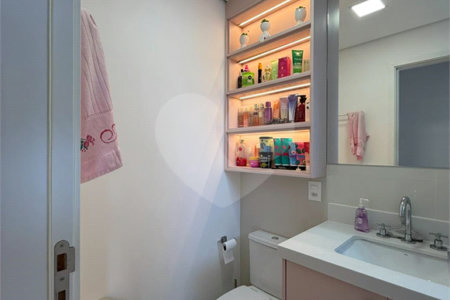 Apartamento à venda com 3 quartos, sendo 1 suíte,  em Vila Mogilar, Mogi das Cruzes, SP