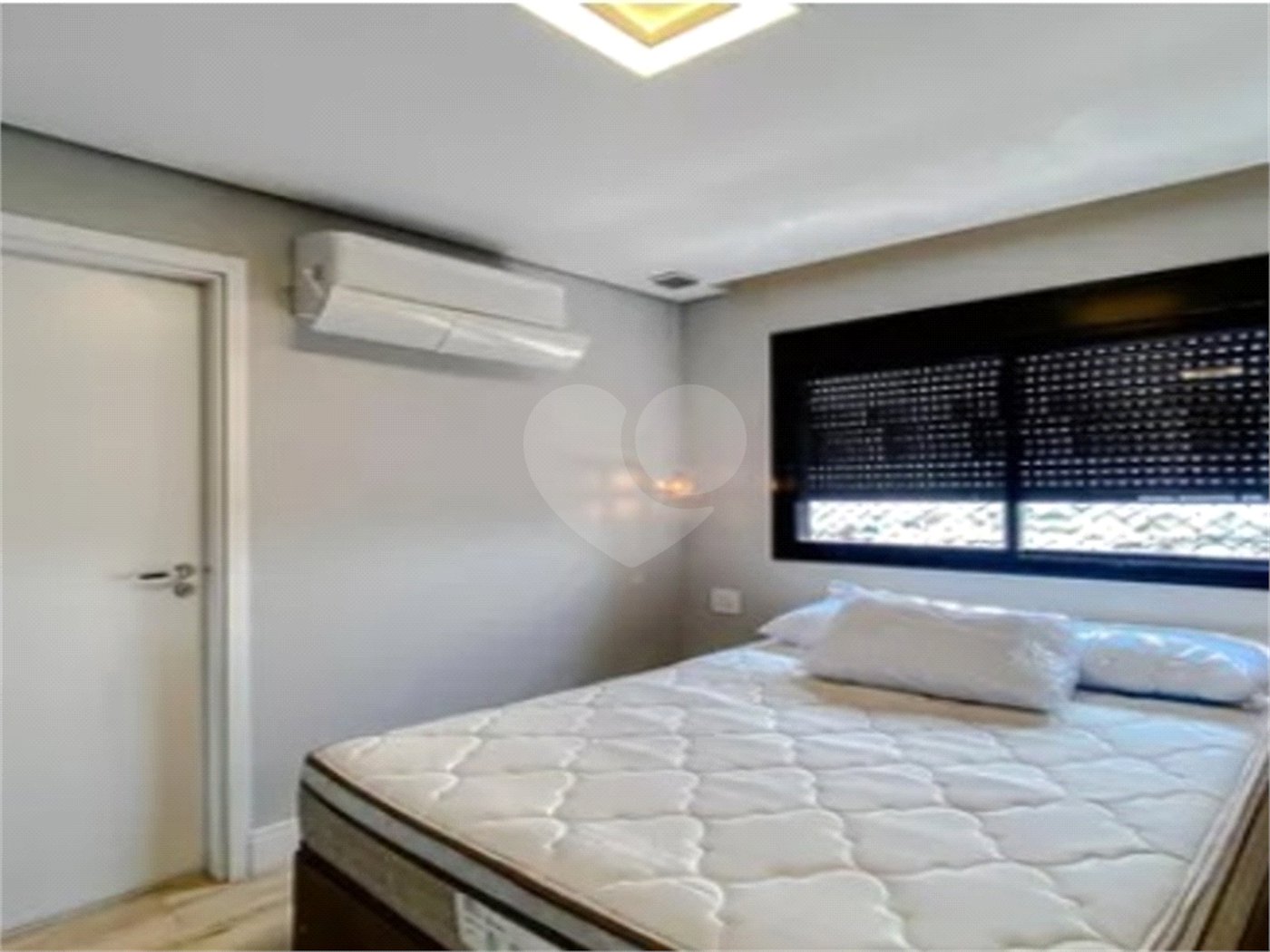 Apartamento à venda com 2 quartos, sendo 1 suíte,  em Brás, São Paulo, SP