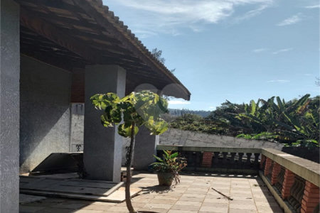 Chácara à venda com 3 quartos, sendo 1 suíte, em Chácaras Fernão Dias, Atibaia, SP