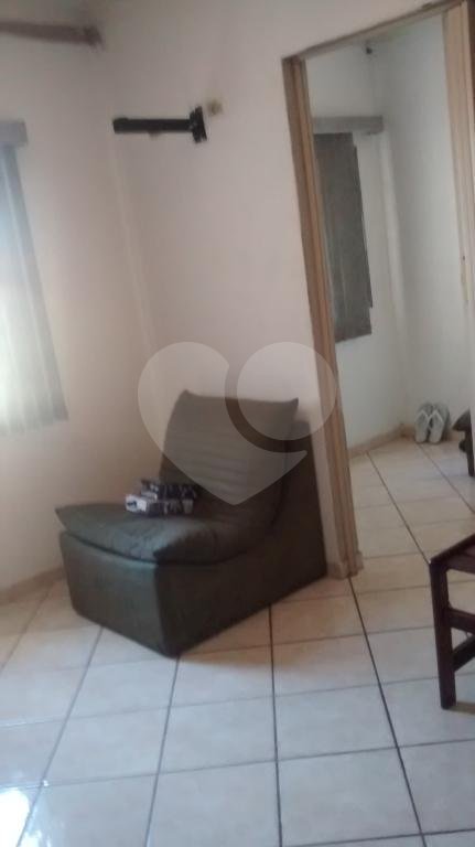 Casa à venda com 4 quartos, sendo 1 suíte, em Parque Vitória, São Paulo, SP