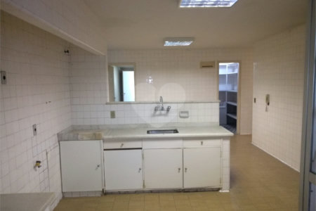 Apartamento à venda com 4 quartos, sendo 1 suíte, em Flamengo, Rio de Janeiro, RJ