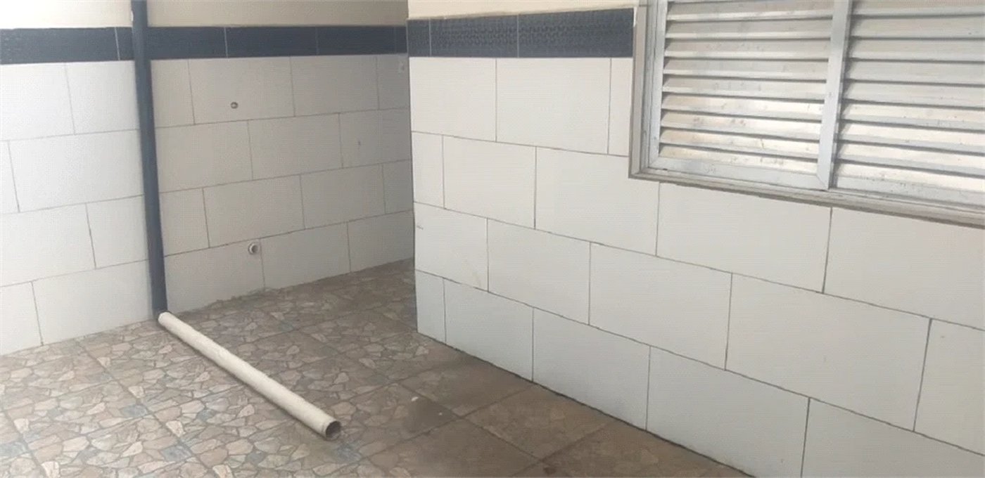 Sobrado à venda com 2 quartos em Sumarezinho, São Paulo, SP