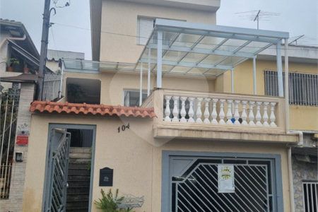 Sobrado à venda com 3 quartos, sendo 1 suíte, em Vila Mazzei, São Paulo, SP