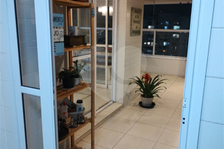 Apartamento à venda com 3 suítes em Jardim das Vertentes, São Paulo, SP