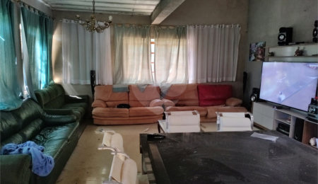 Sobrado à venda com 5 quartos, sendo 4 suítes,  em Serra da Cantareira, Mairiporã, SP