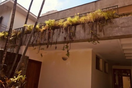 Casa à venda com 4 quartos, sendo 2 suítes, em Jardim das Vertentes, São Paulo, SP