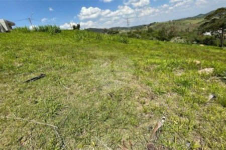 Terreno à venda no condomínio Residencial Campo de Toscana, Vinhedo - SP