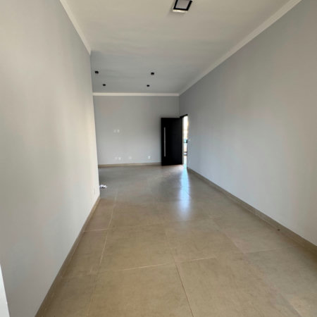 Casa à venda com 3 quartos, sendo 1 suíte,  em Residencial Costa Leste, Três Lagoas, MS