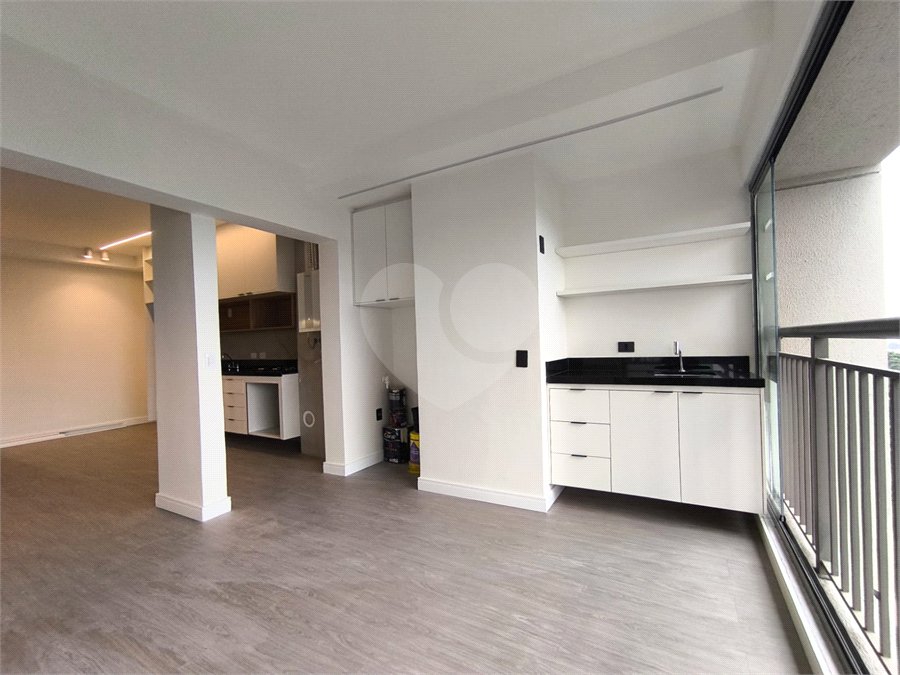 Apartamento para alugar com 2 suítes em Pinheiros, São Paulo, SP