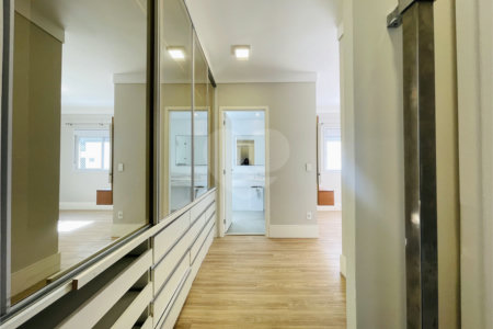 Apartamento à venda com 3 suítes em Vila Gilda, Santo André, SP
