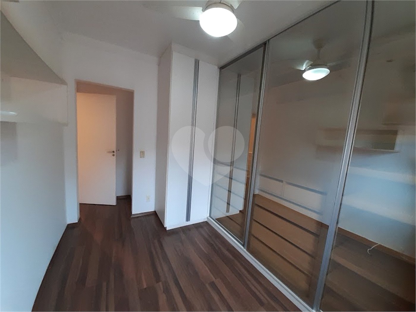 Casa à venda com 3 quartos, sendo 1 suíte, no condomínio Reserva Elton Ville., Sorocaba - SP
