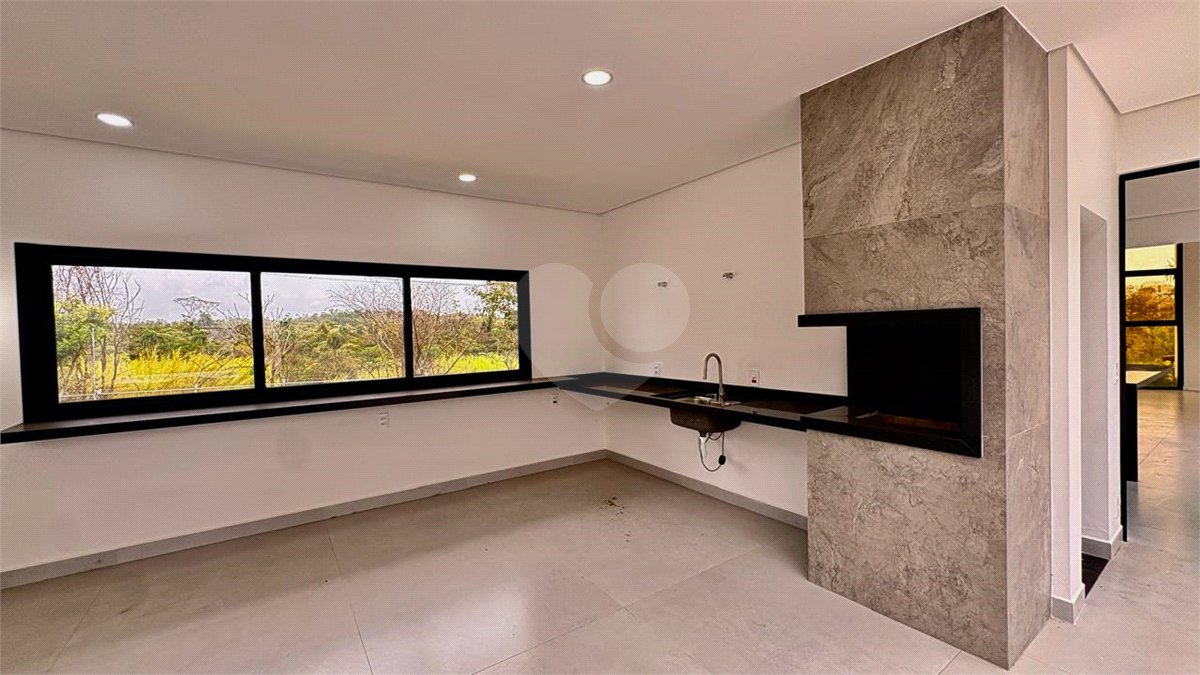 Casa à venda com 3 suítes no condomínio Campos do Conde I e II, Sorocaba - SP