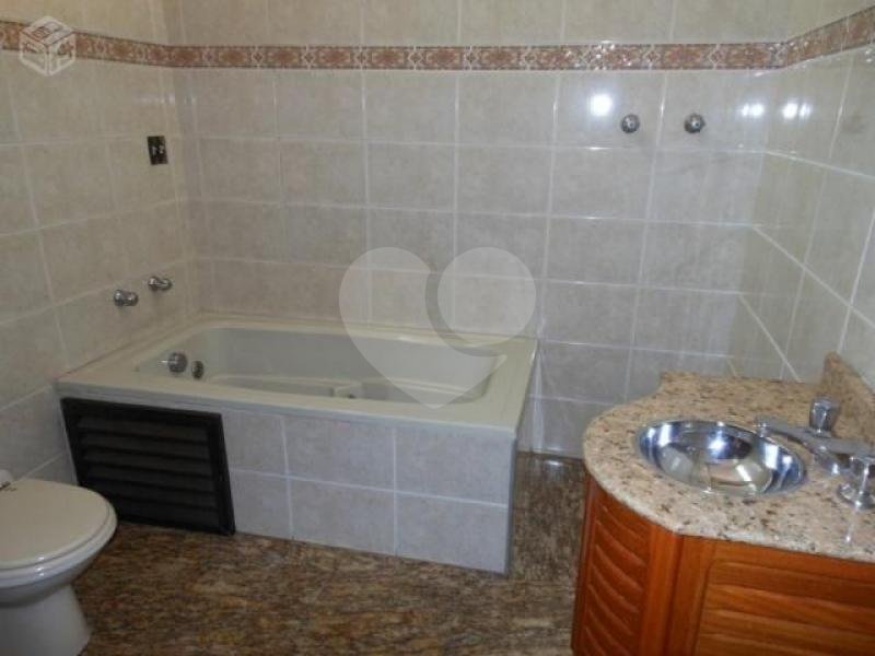 Casa Térrea à venda com 3 quartos, sendo 2 suítes, em Vila Mazzei, São Paulo, SP