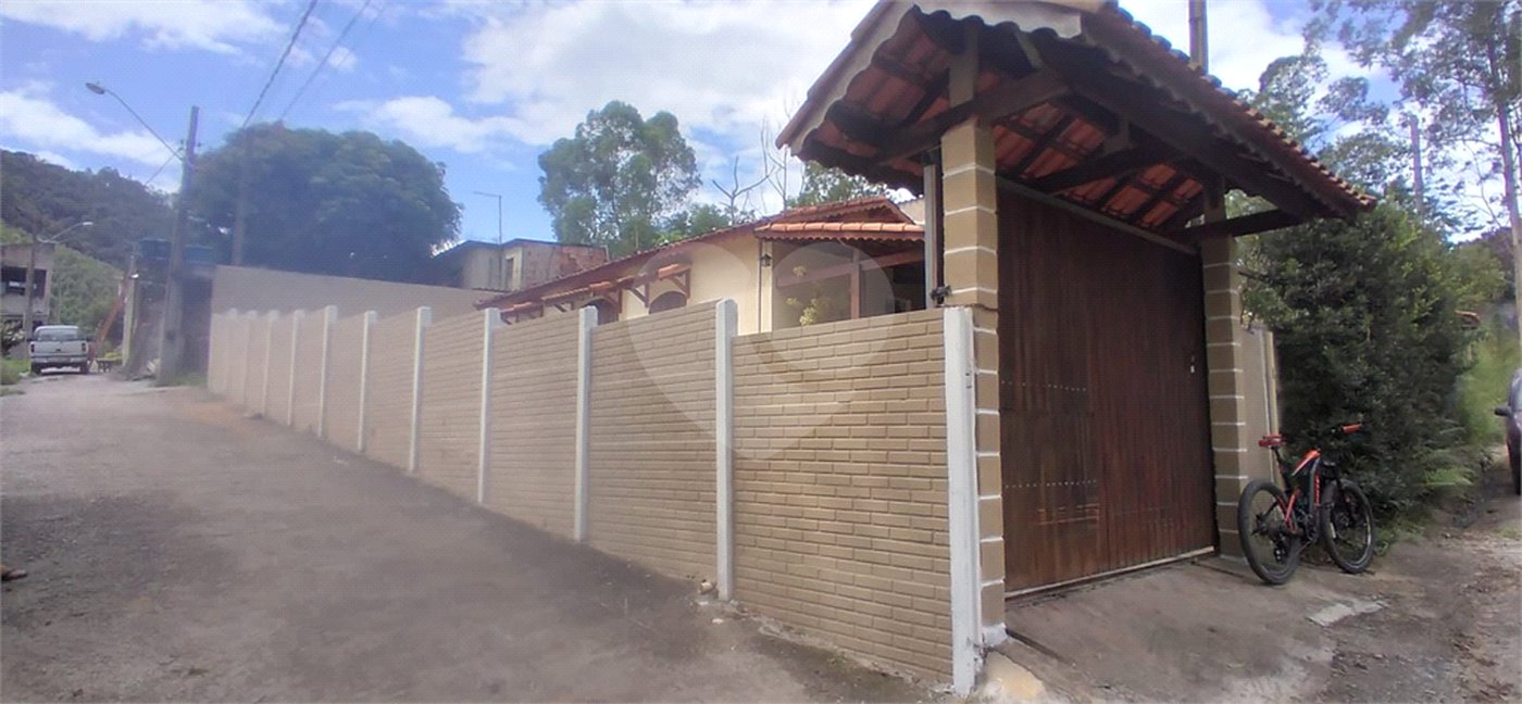 Casa Térrea à venda com 2 quartos em Caceia, Mairiporã, SP