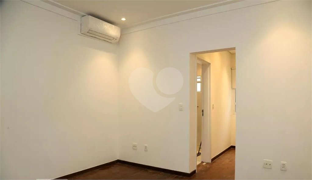 Casa à venda com 3 suítes no condomínio Residencial Morumbi, São Paulo - SP
