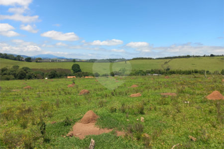 Sítio à venda com 1 quarto em Recanto Amapola, Bragança Paulista, SP