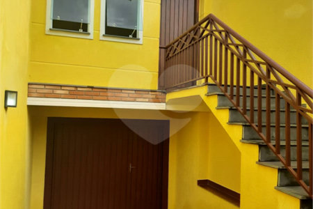 Sobrado à venda com 3 quartos, sendo 1 suíte, em Vila Maria Alta, São Paulo, SP