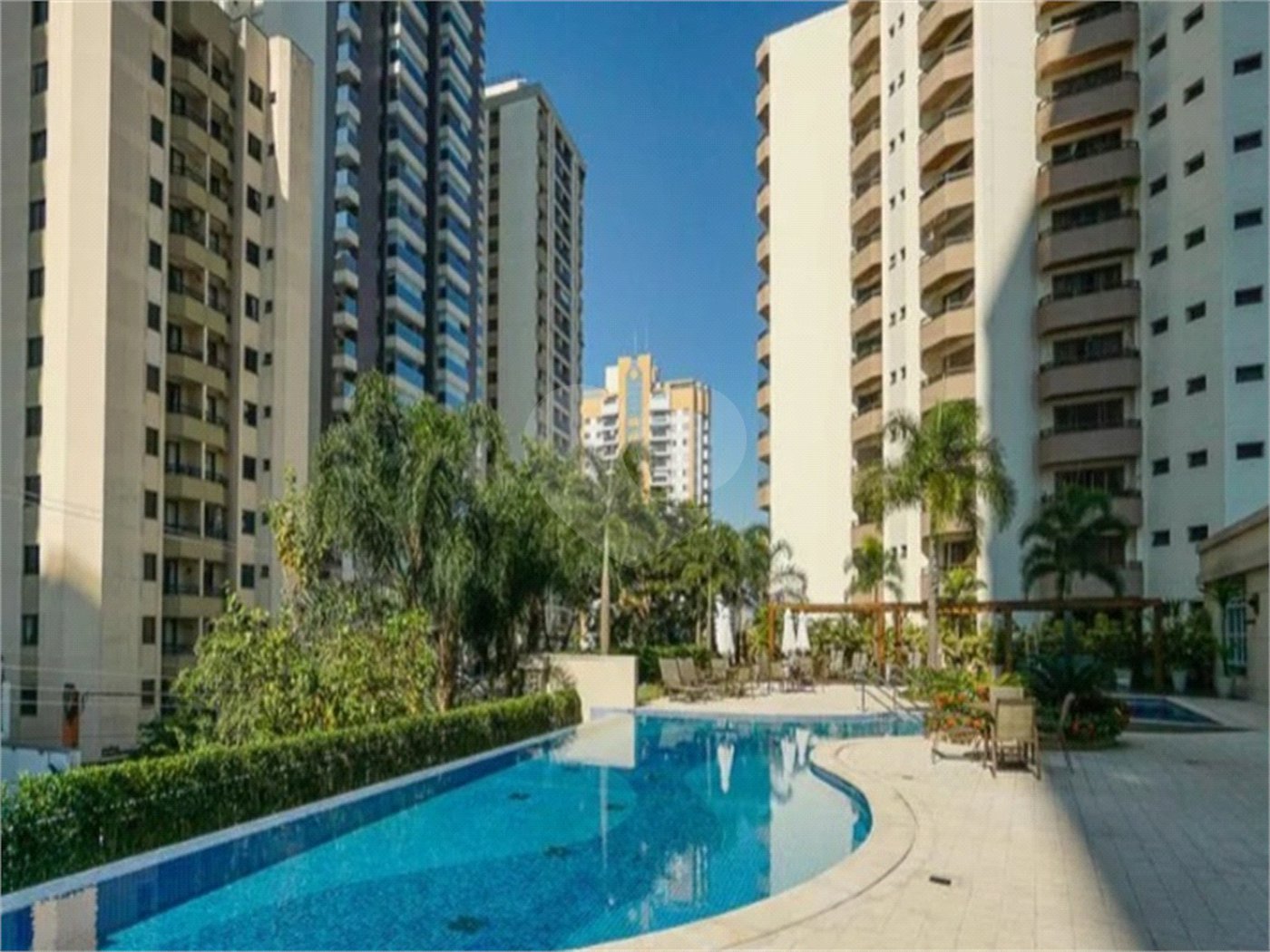 Apartamento à venda com 4 quartos, sendo 3 suítes, em Vila Regente Feijó, São Paulo, SP
