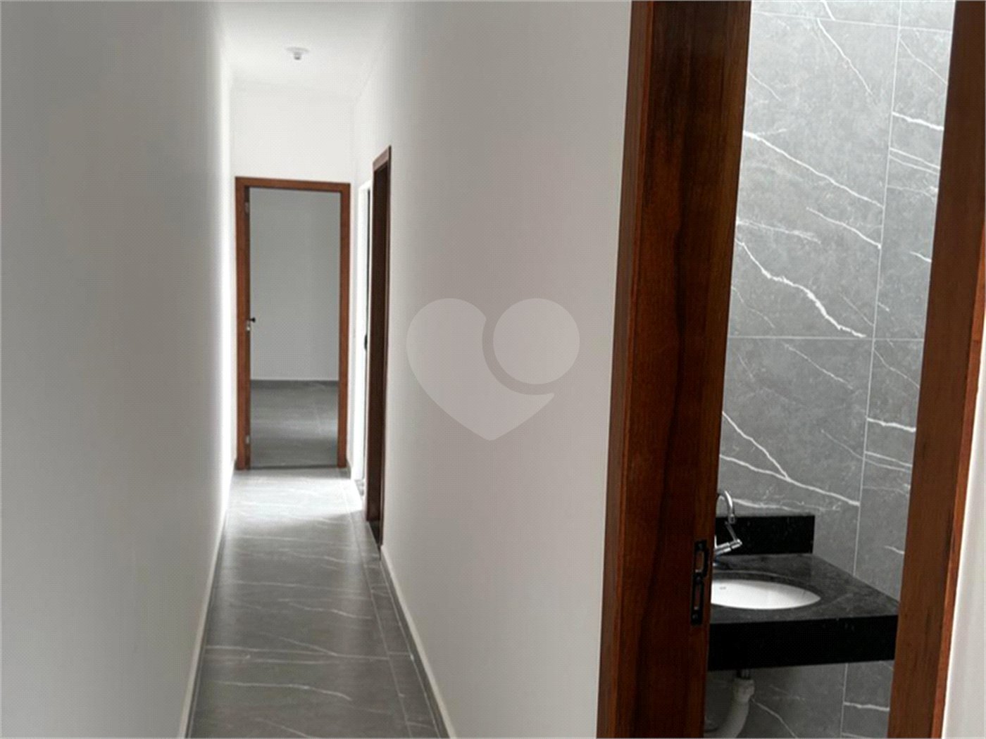 Casa à venda com 2 quartos em Jardim J S Carvalho, Sorocaba, SP
