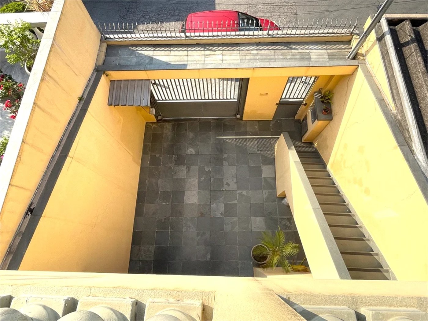 Sobrado à venda com 3 quartos em Parque Arariba, São Paulo, SP