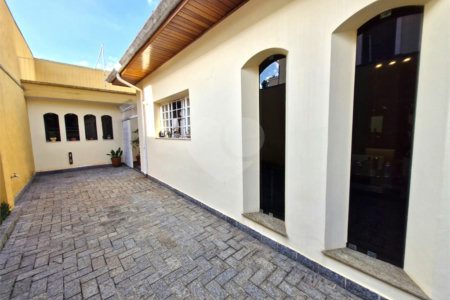 Casa Térrea à venda com 3 suítes em Alto da Boa Vista, São Paulo, SP