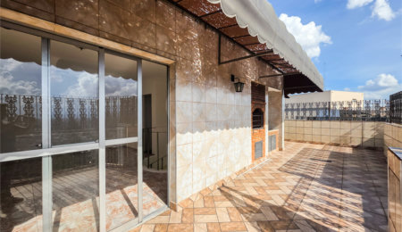 Cobertura à venda com 4 quartos, sendo 1 suíte,  em Parque Tomas Saraiva, São Paulo, SP