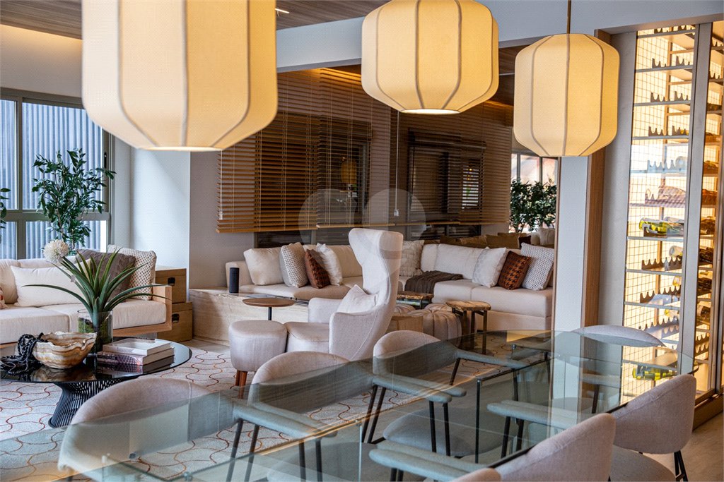 Apartamento à venda com 3 suítes em Vila Romana, São Paulo, SP