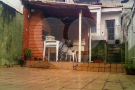 Sobrado à venda com 3 quartos em Vila Vitório Mazzei, São Paulo, SP