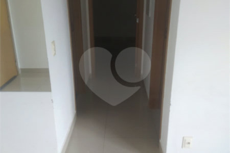 Apartamento à venda com 2 quartos em Dom Aquino, Cuiabá, MT