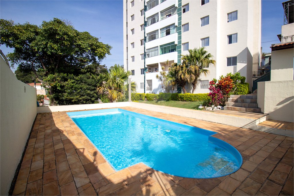Apartamento à venda com 3 quartos, sendo 1 suíte, no Centro, São Roque, SP