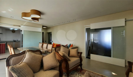 Apartamento à venda com 3 suítes em Jardim Marajoara, São Paulo, SP