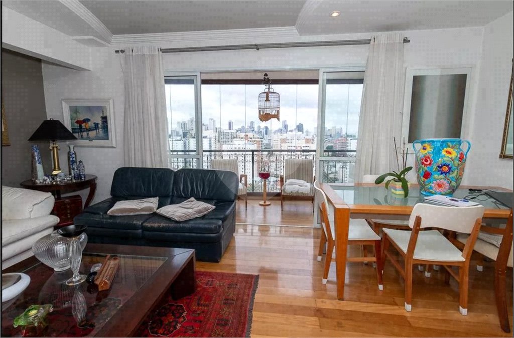Apartamento à venda com 2 quartos, sendo 1 suíte, em Perdizes, São Paulo, SP