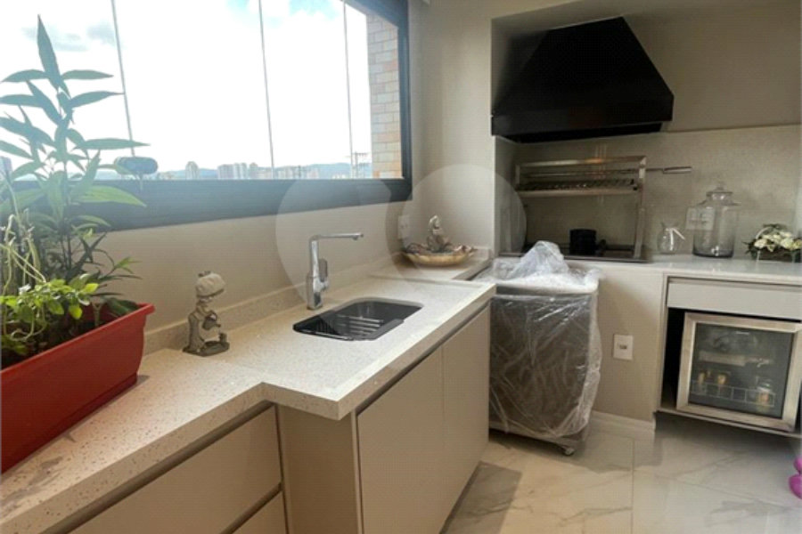 Apartamento à venda com 3 suítes em Santa Teresinha, São Paulo, SP