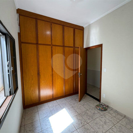 Casa à venda com 3 quartos, sendo 1 suíte, em Jardim Ártico, Araraquara, SP