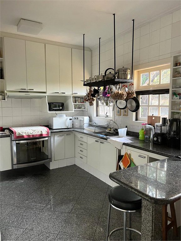 Casa à venda com 3 suítes no condomínio Fazenda Morumbi, São Paulo - SP