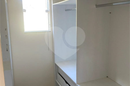 Casa à venda com 4 quartos, sendo 2 suítes, em Ubatiba, Maricá, RJ