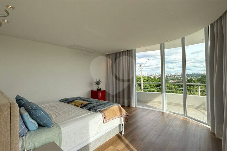 EXCELENTE OPORTUNIDADE DE MORAR NO DAMHA II. RESIDÊNCIA DE ALTO PADRÃO, A VENDA COM PORTEIRA FECHADA